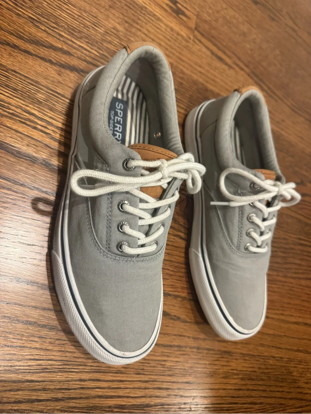 Sperry classic low
